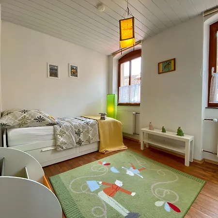 Проживание в семье Ferienhaus Gimmeldingen Нойштадт-ан-дер-Вайнштрасе